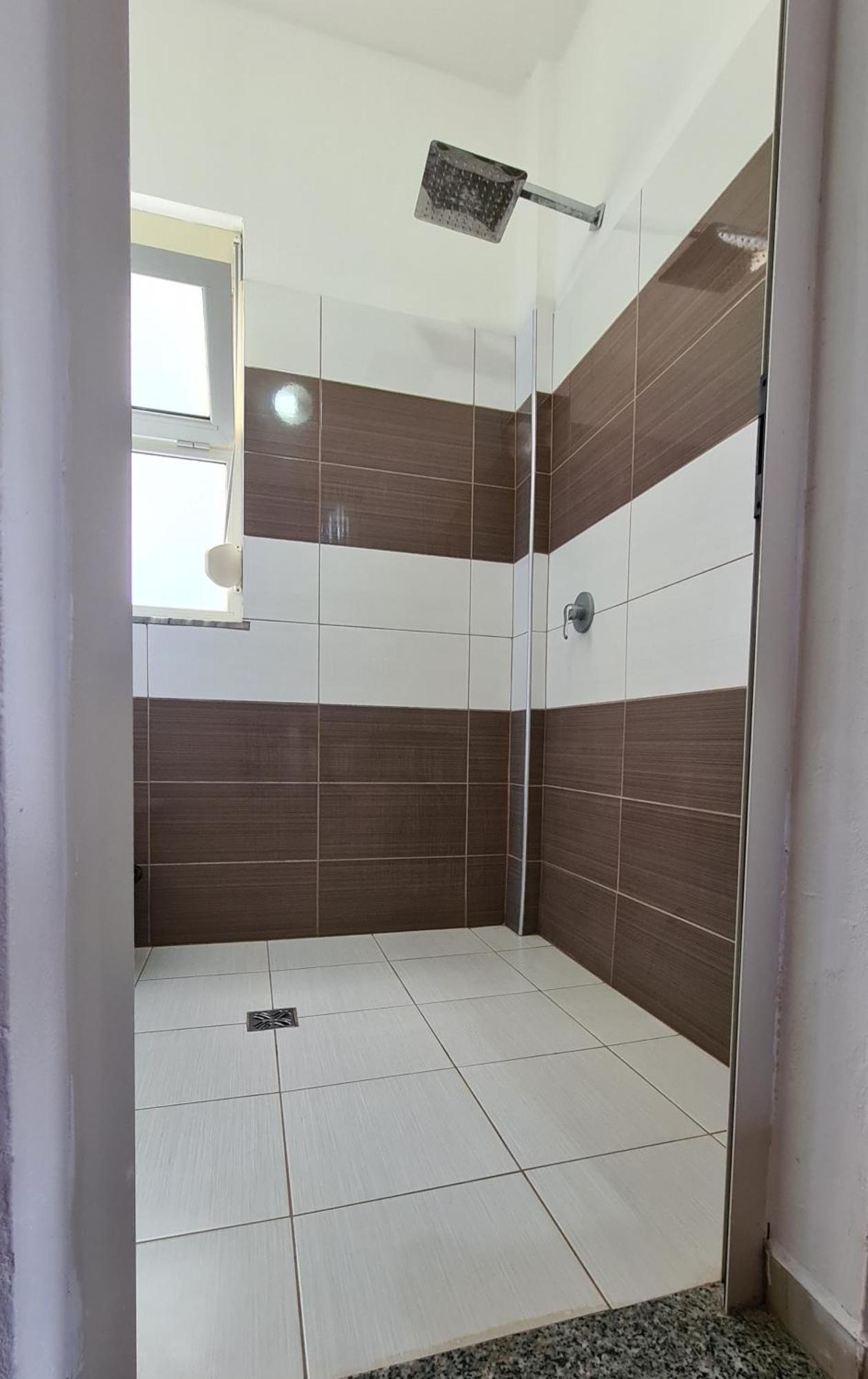 Hotel Gonaj Велипойе Номер фото